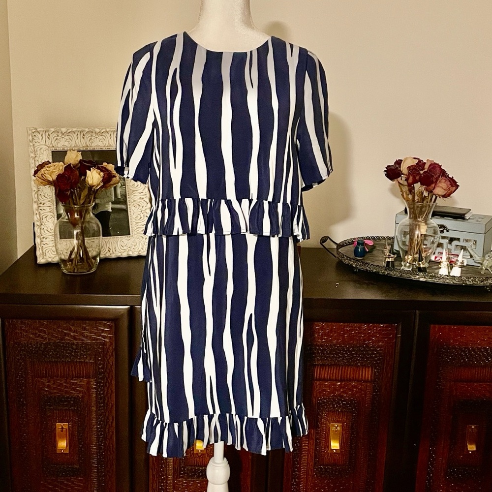 Marie Oliver Silk Tiered Dress size Small